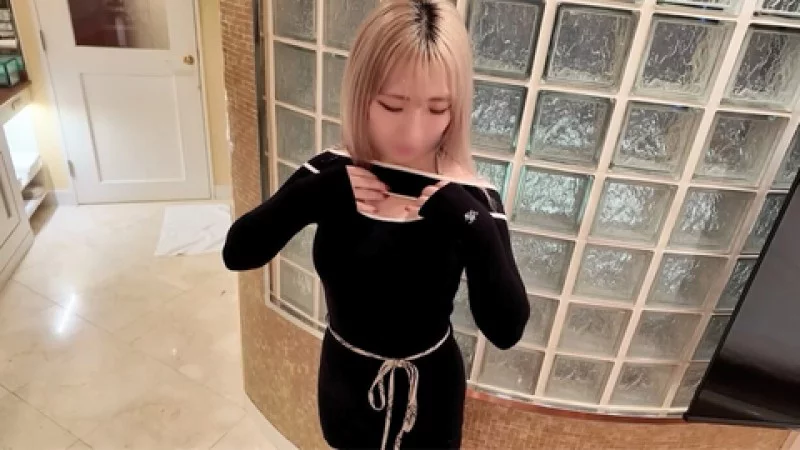 FC2PPV-4815076 - [Close-Contact Big Breasts] Zero Distance Chest Pressure. The Moment I Was Enveloped In Her Glossy Skin And Cleavage, My Reason Flew Away.